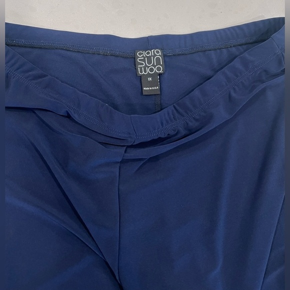 Clara Sun Woo Navy Soft Stretch Side Slit Pull-on Crop Pants size 1X - Picture 2 of 2